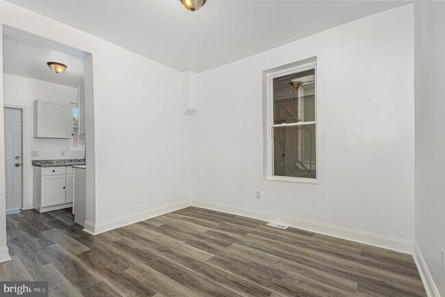 Building Photo - 1621 Berryhill St