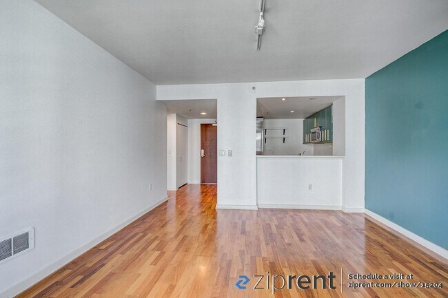 Foto del edificio - 555 4th St