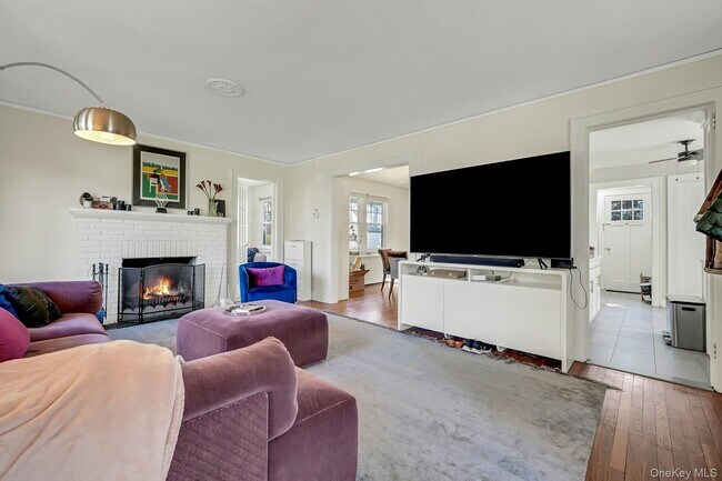 Foto del edificio - 25 Richelieu Rd