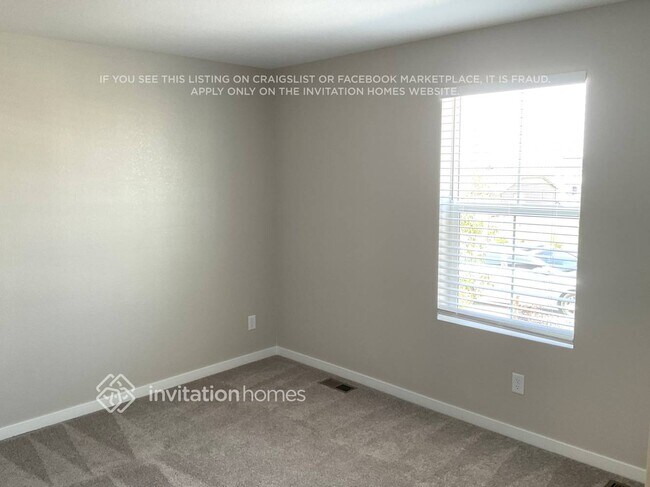 Foto del edificio - 22074 E 39th Ave
