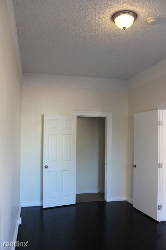 Building Photo - 3439 Marmion Way