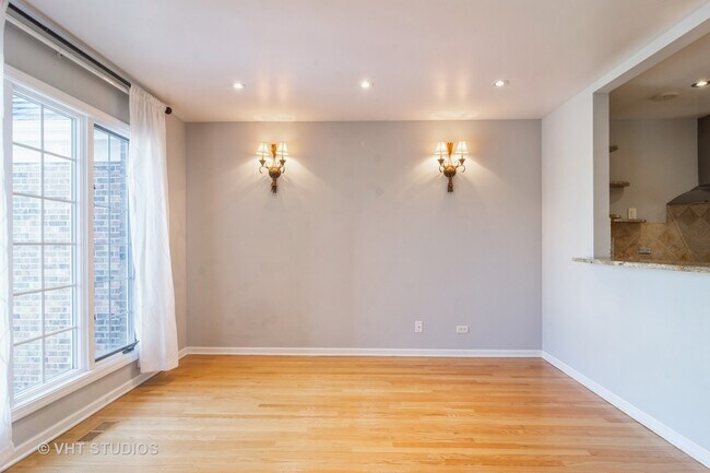 Foto del edificio - 1410 Shire Cir