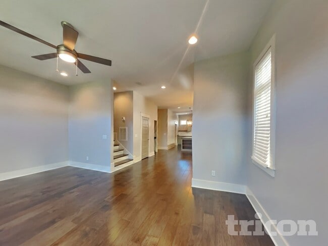 Foto del edificio - 1208 Hillwood Private Cove