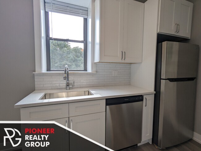 Foto del edificio - 3943 N Janssen Ave