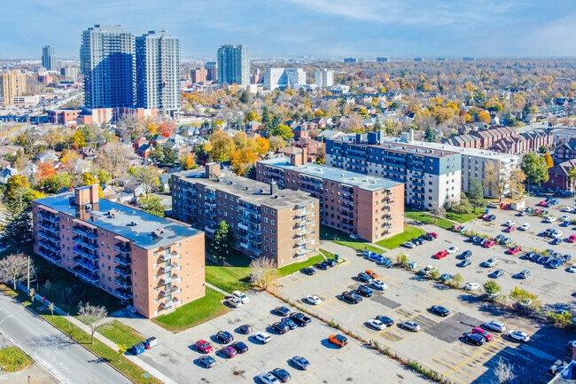 Aerial Photo - 47 Mcmurchy Ave N
