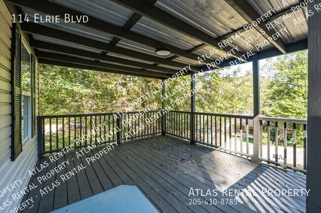 Foto del edificio - 114 Elrie Blvd