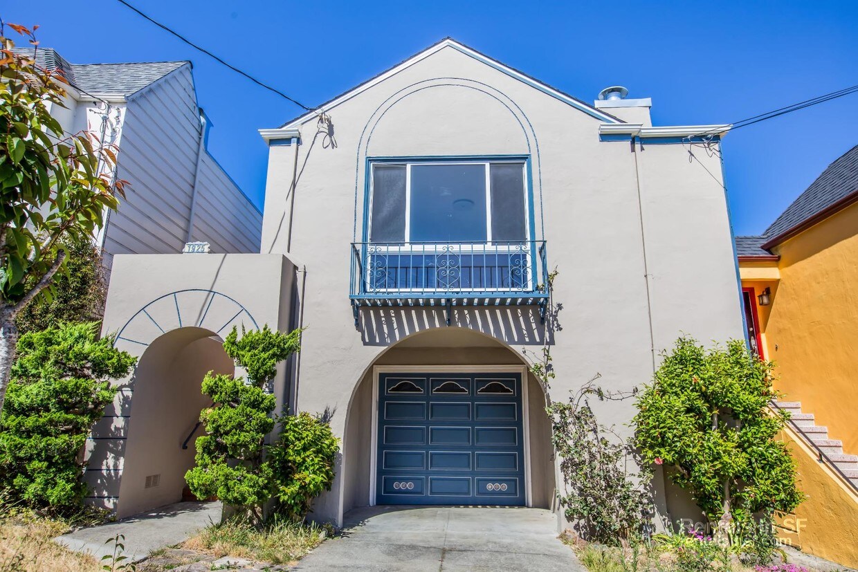 Foto principal - 1925 23rd Ave