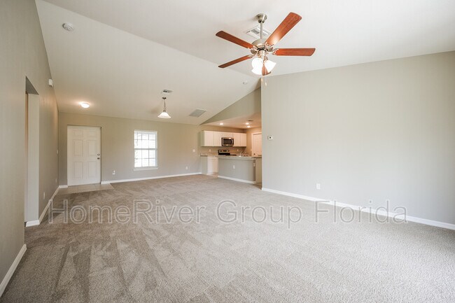 Foto del edificio - 2819 37th St SW