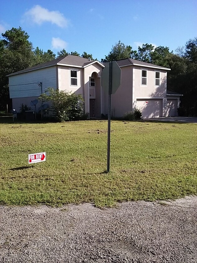 9316 N Dallas Way, Citrus Springs, FL 34434 House Rental in Citrus