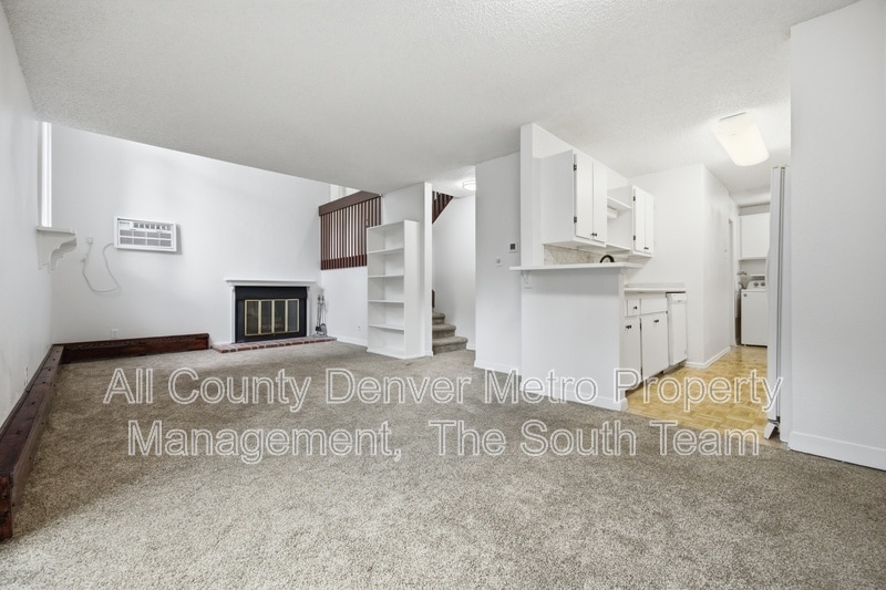Photo - 2835 S Monaco Street Pkwy