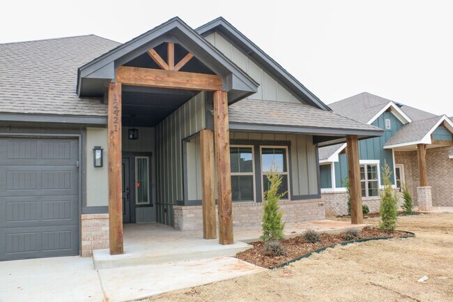 Foto del edificio - Brand New Home in Yukon!