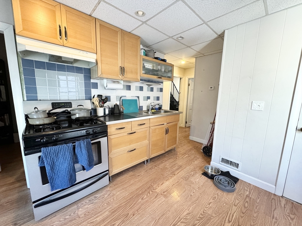 Foto principal - 105 Buttonwood St