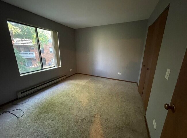 Foto del edificio - 1343 N Winslowe Dr