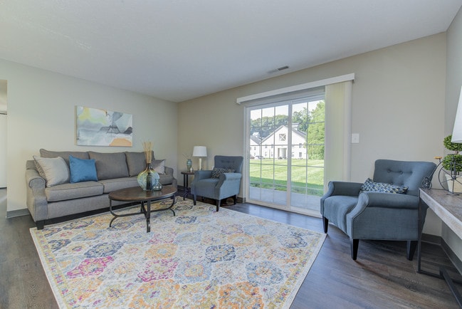 Building Photo - Hilltop Ridge