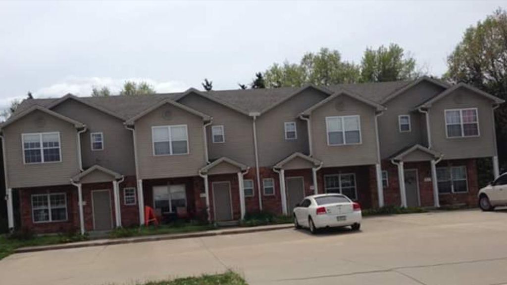 Foto del edificio - 900 Ashley Dr.