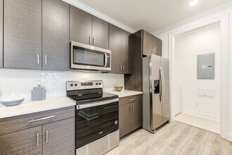The Residences at 393 North photo'