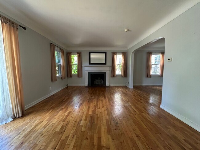 Foto del edificio - Adorable 3 bedroom home on the SE side!