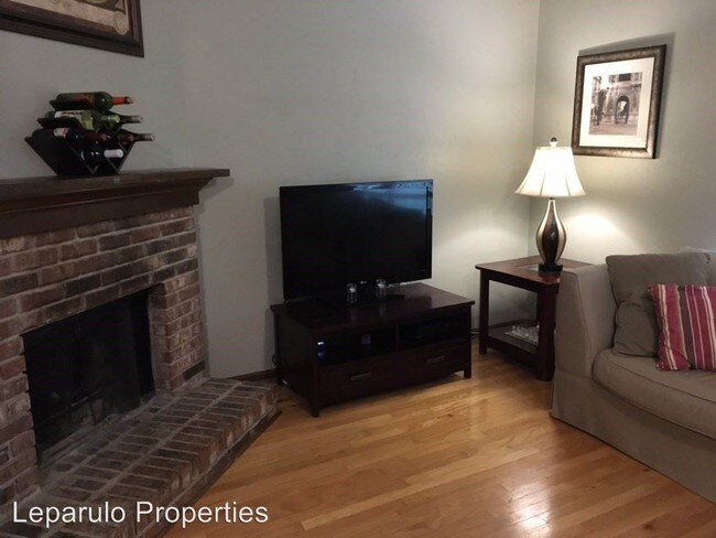 Foto del edificio - 2 br, 1.5 bath House - 1924 Fleishman Road