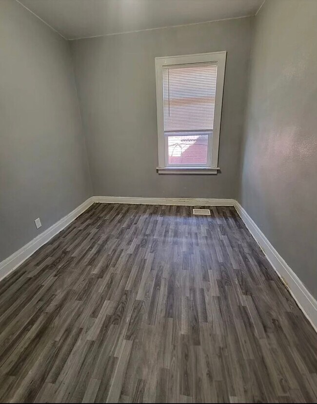 Foto del edificio - Welcome home- Large 3 Bedroom Duplex