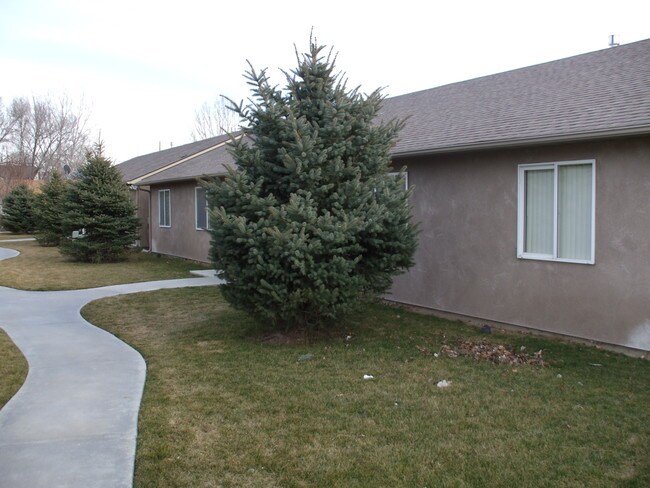Building Photo - 1009 E Kuna Rd