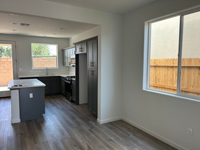 Foto del edificio - Beautiful Home Close to Sports Park