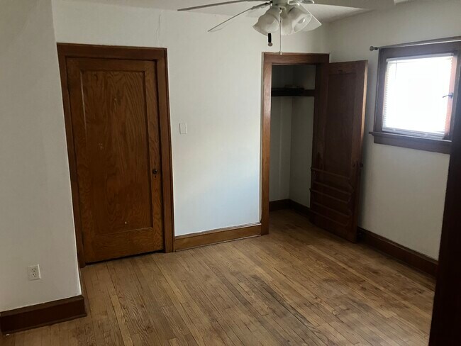 Building Photo - 1310 N Hawley Rd