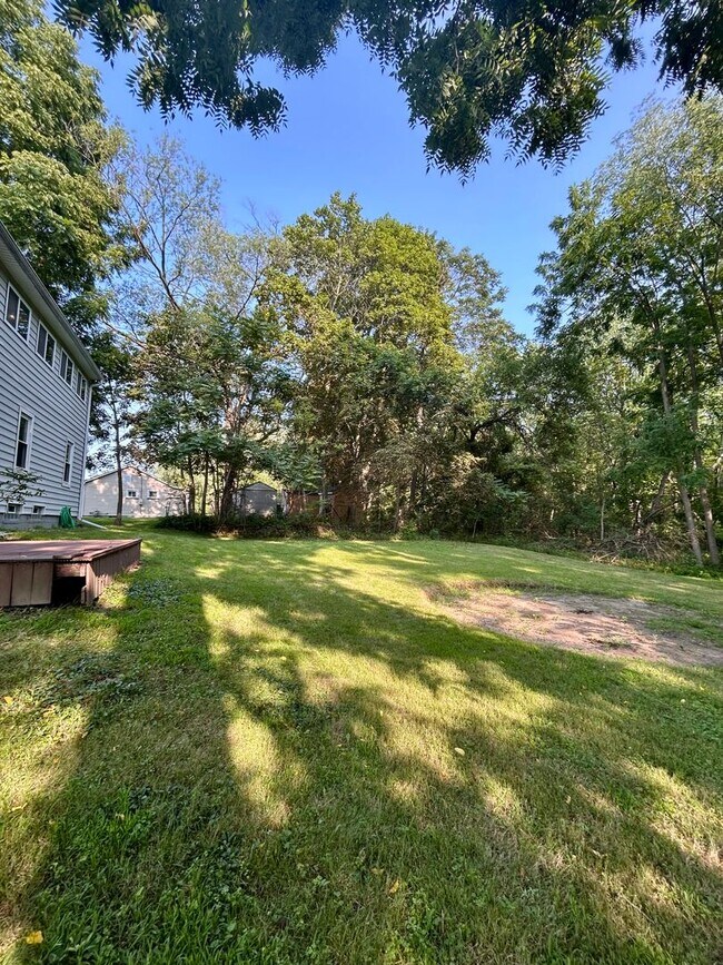 Foto del edificio - 79 River Meadow Dr