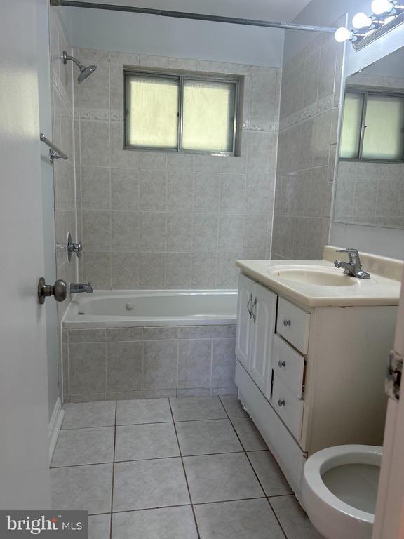 Foto del edificio - 5329 Taney Ave