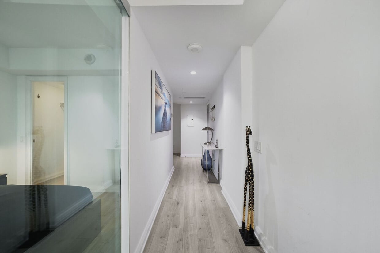 Photo principale - 155 Yorkville Ave