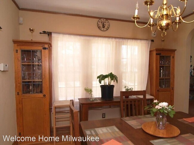 Foto del edificio - 3 br, 2 bath House - 531 E Hampton Rd