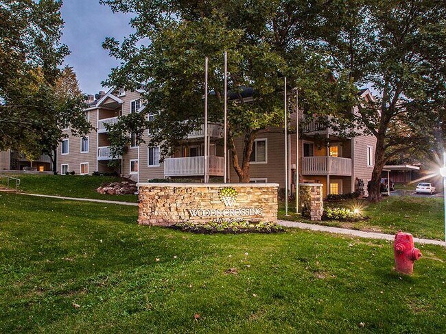 Foto del edificio - Woods Crossing