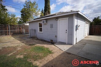 Building Photo - 1104 El Tejon Ave