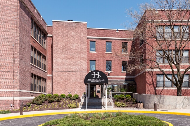 Building Photo - Harbor Hill Apartments