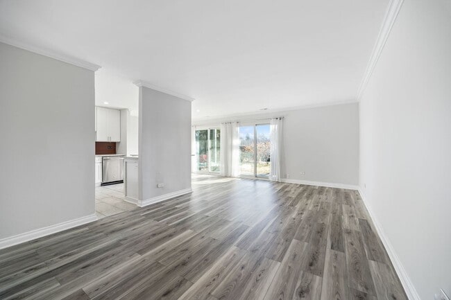 Building Photo - 901 Yosemite Trail