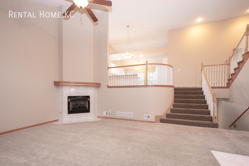 Building Photo - 5509 W 153rd St