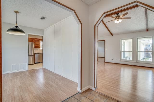 Building Photo - 2628 Deep Valley Trail