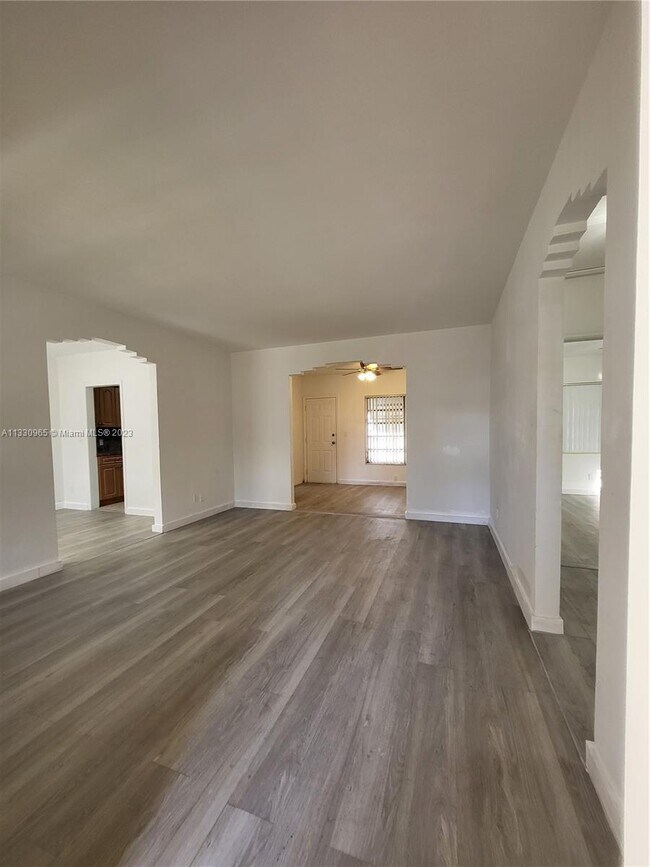 Building Photo - 4125 NW 5 Ave
