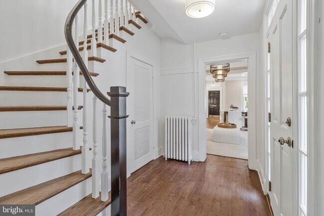 Foto del edificio - 611 G St SE