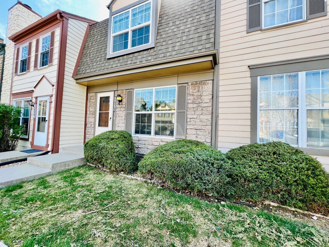 Primary Photo - $0 DEPOSIT OPTION. COBBLESTONE VILLAGE GEM...