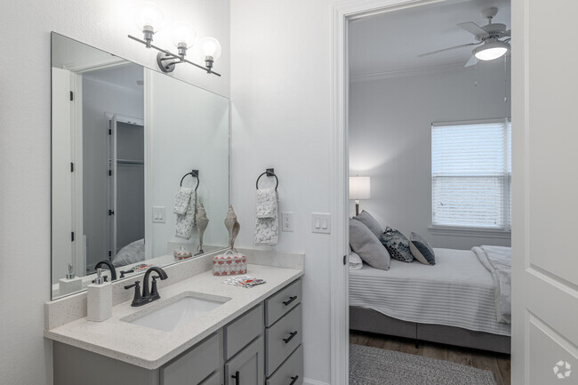 2BR, 2BA - 1,200SF (Model) - Second Bathroom - The Cottages at The Manor