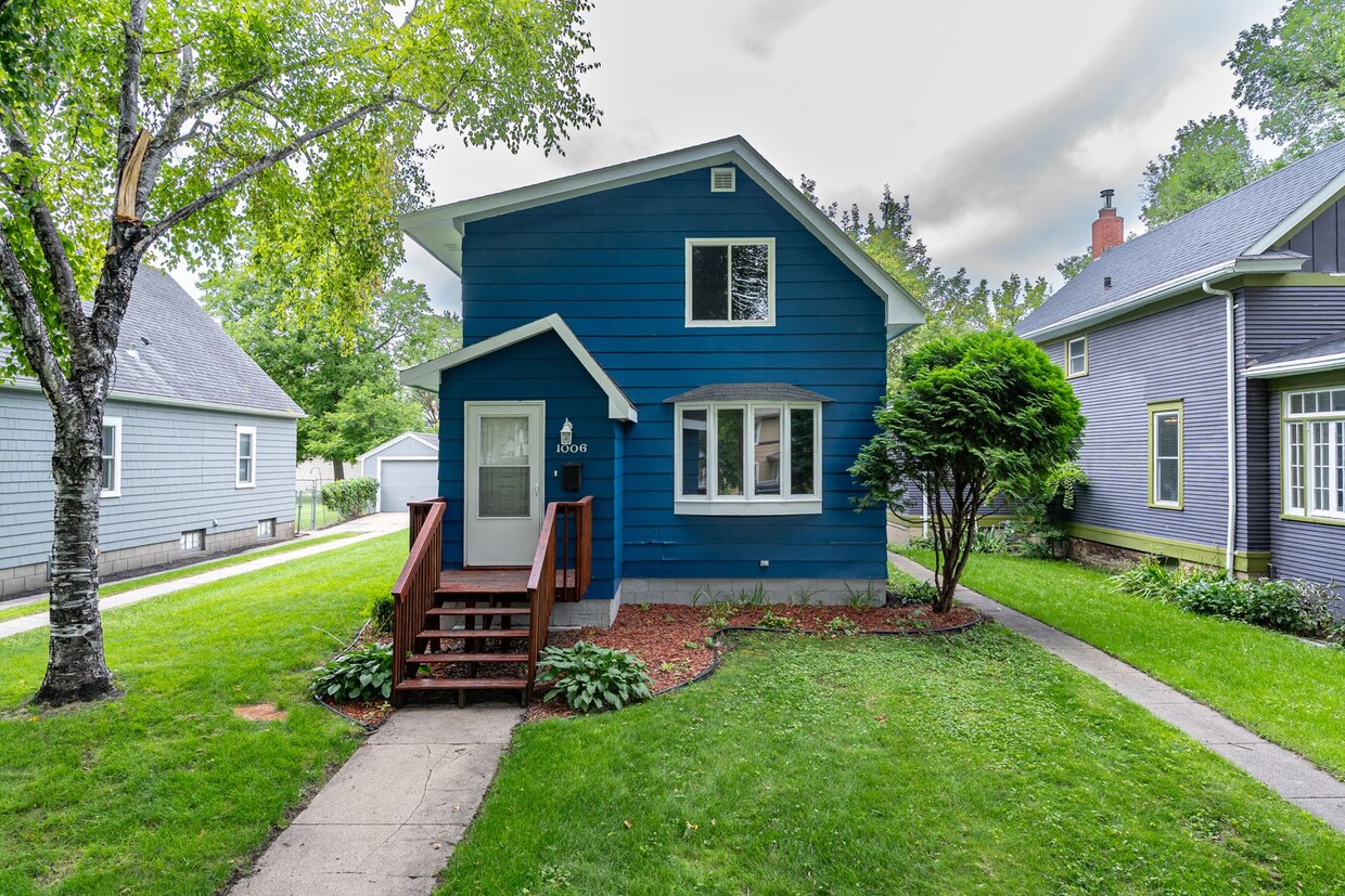 Primary Photo - Recently Updated Single Family Home Available