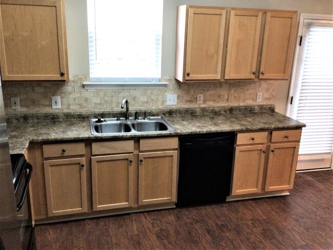 Building Photo - 3335 Winterbrook Place