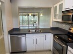 Foto principal - 1900 Sabal Palm Dr