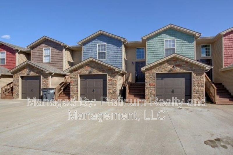 Foto principal - 1722 Thistlewood Dr