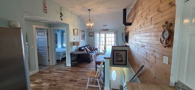 Foto del edificio - 33 Oceanside Dr