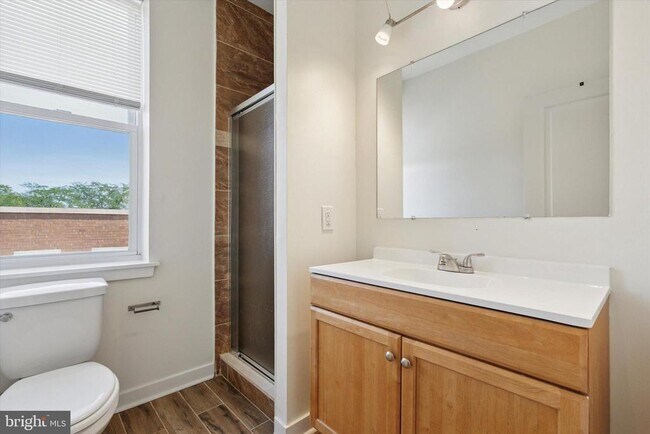 Foto del edificio - 2128 N 17th St