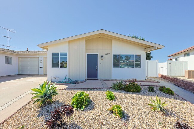 Building Photo - Peaceful 3BD/2BA Home in 55+ Community with Yard & Garage