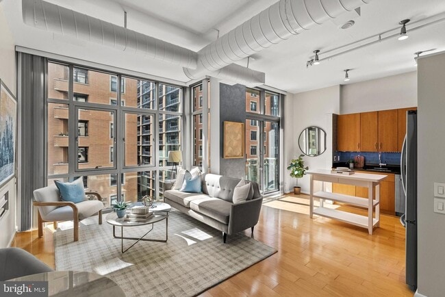Foto del edificio - 811 4th St NW