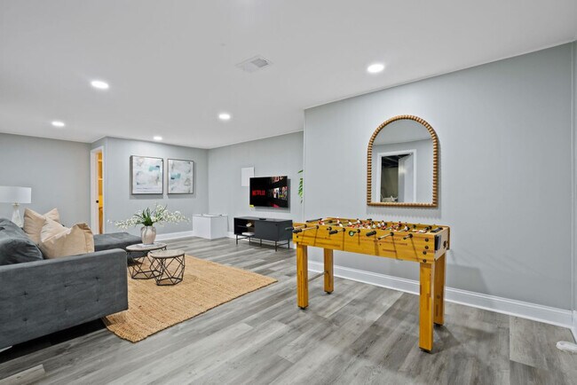 Foto del edificio - 508 S Warrington Rd