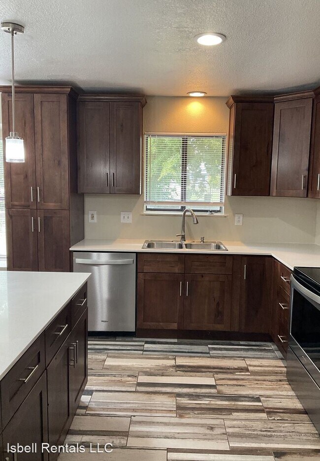 Foto del edificio - 3 br, 2 bath House - 1502 August Drive